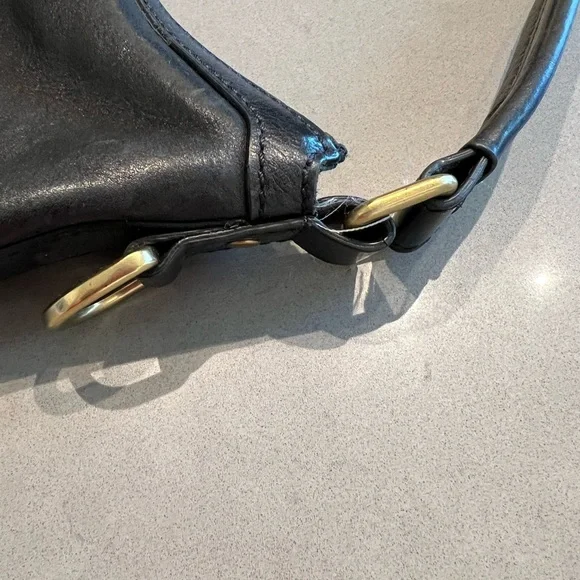 Frye Claude Hobo purse in Black leather - Picture 8 of 11